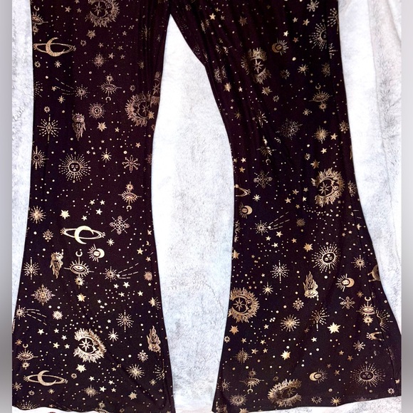 Celestial Super Flare Pants - Picture 6 of 7